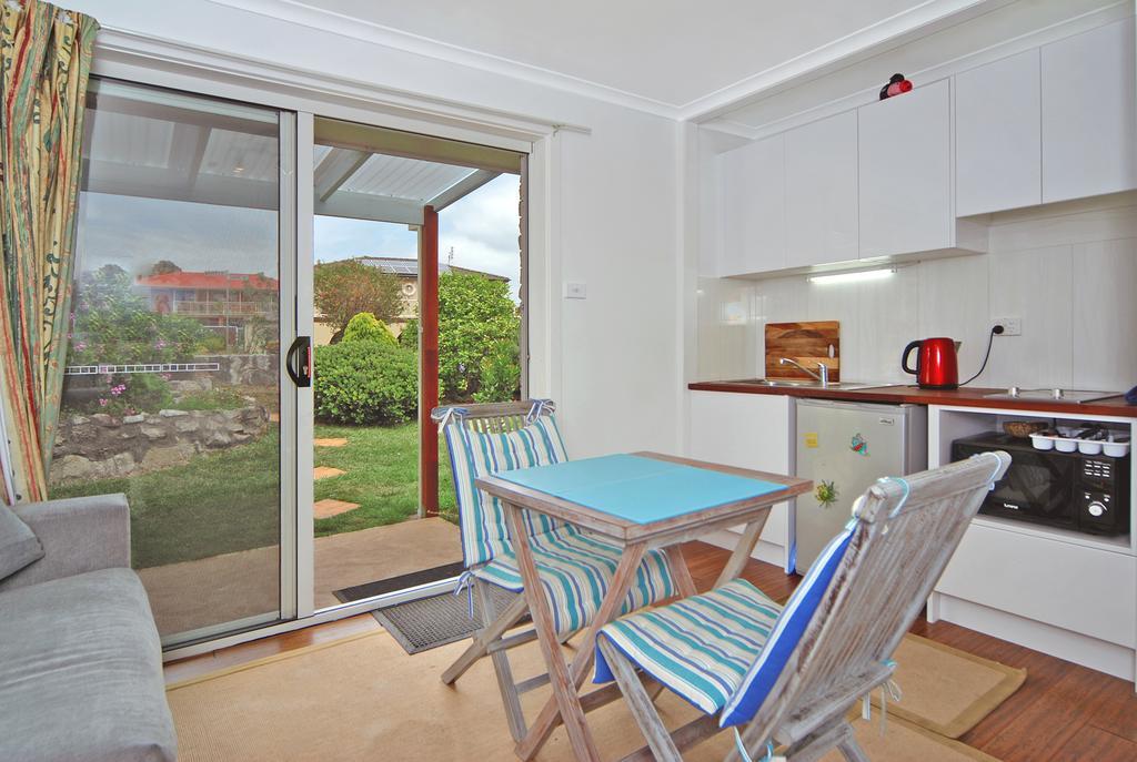 Marazul Best Deal - Stone Bathtub, Wifi, Functional - Mandarins And Lemons When Available Vincentia Room photo